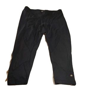 Lululemon Size 8 women's black